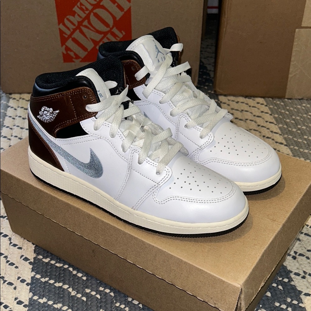 Nike Air Jordan 1 Mid SE white/black/blue gray